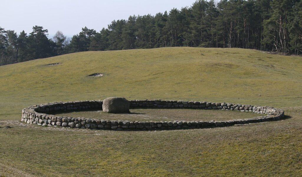 Dag Hammarskjölds meditationsplats vid Backåkra på Österlen i Skåne