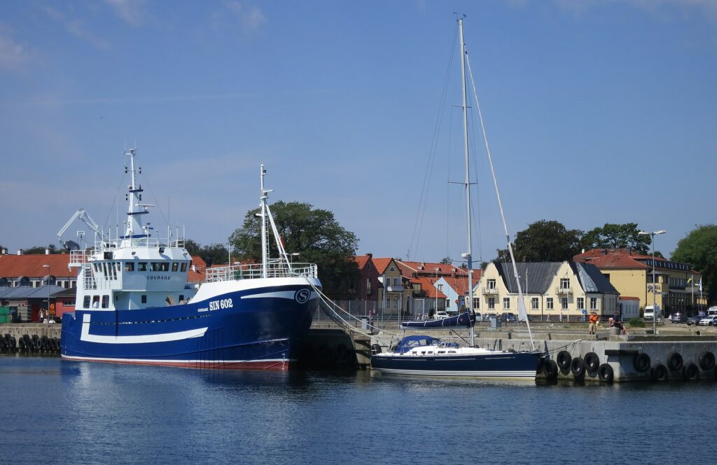 Simrishamns hamn på Österlen i Skåne